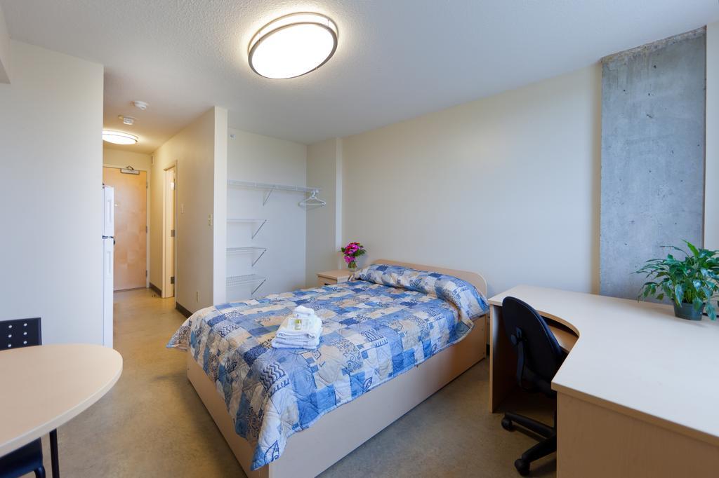 Macewan University Residence Edmonton Rum bild